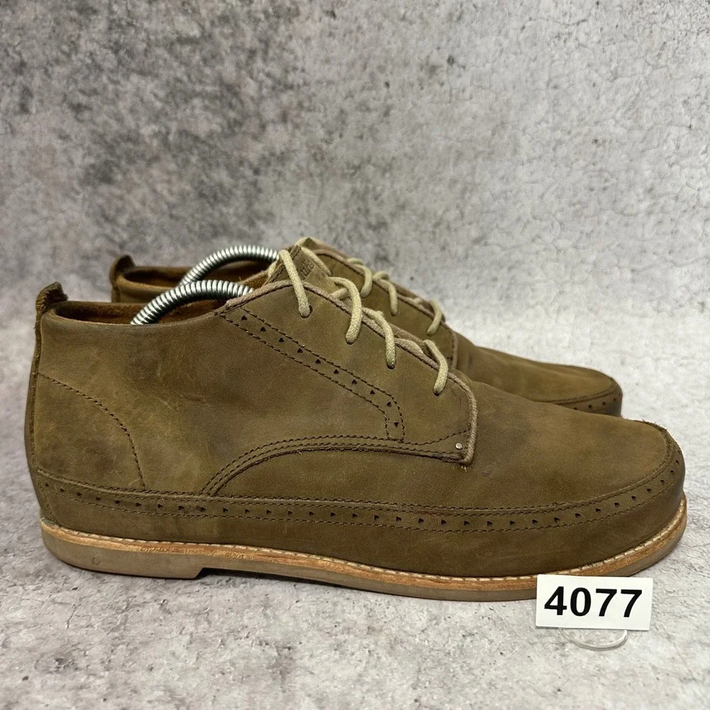 OluKai Honolulu Boot Mens 10.5 Brown Waxed Leather Chukka Wingtip